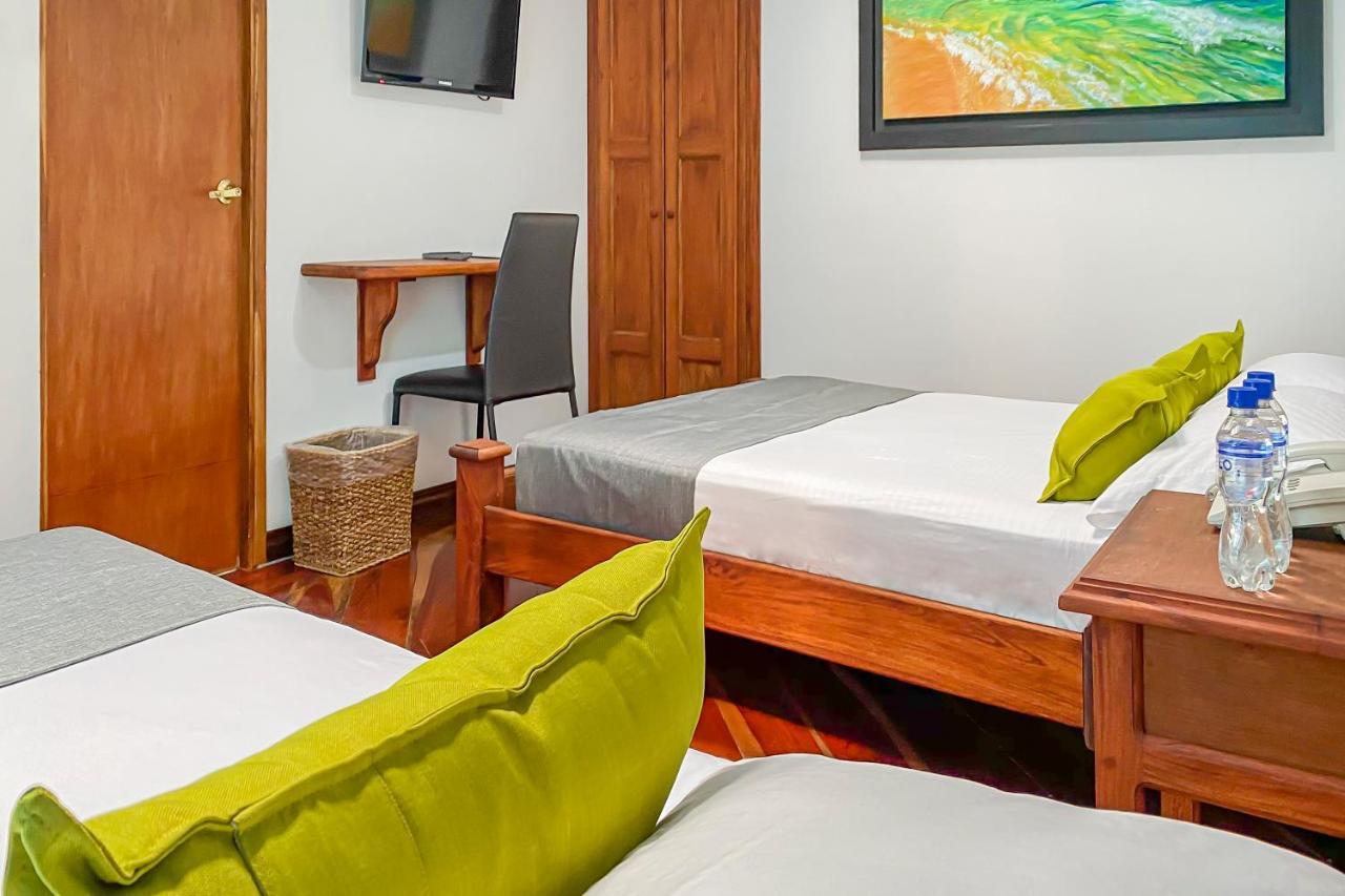 Ayenda 1141 Boutique San Antonio Hotell Manizales Exteriör bild